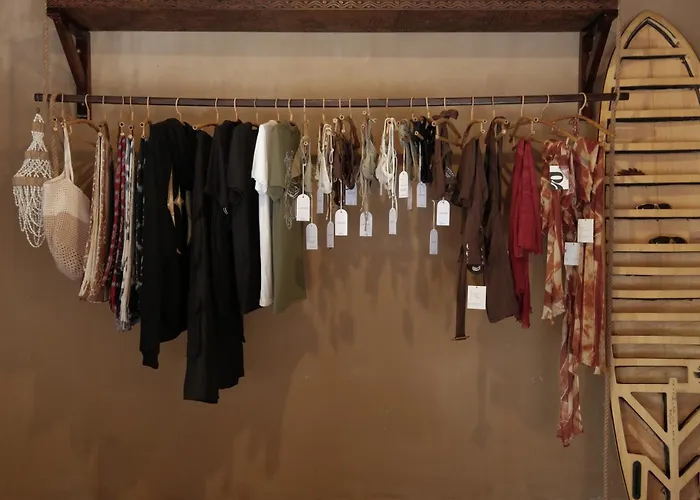 The House Of The Rising Tide Boutique 蓝梦岛
